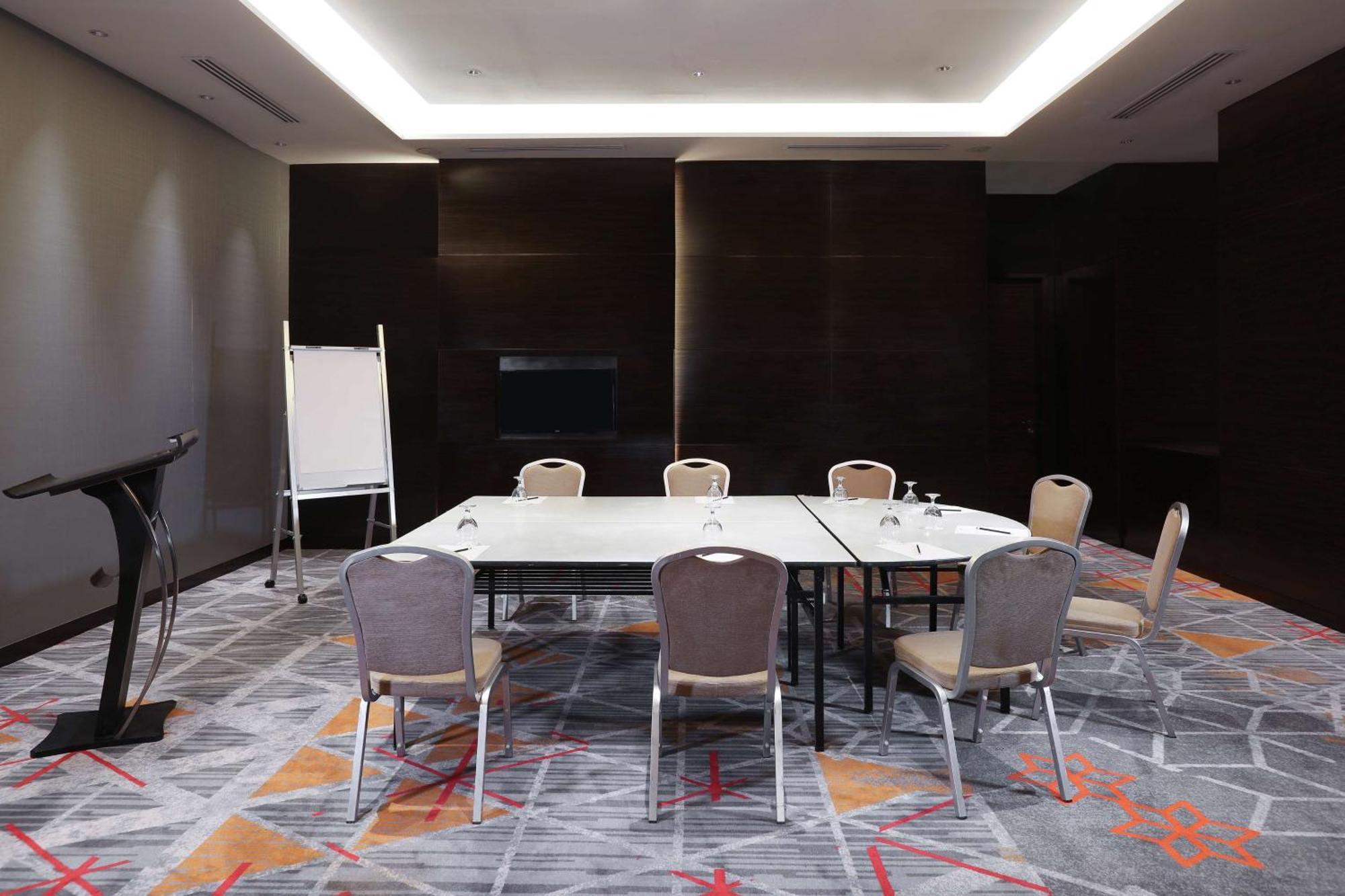 Radisson Blu Cebu Hotel Kültér fotó Meeting room