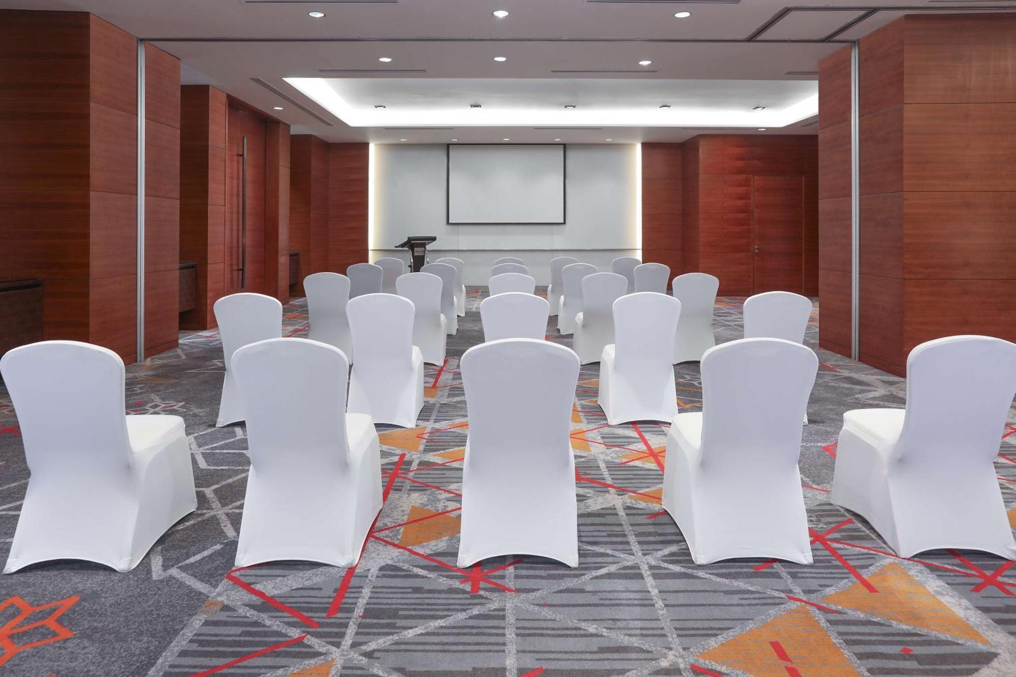 Radisson Blu Cebu Hotel Kültér fotó Meeting room