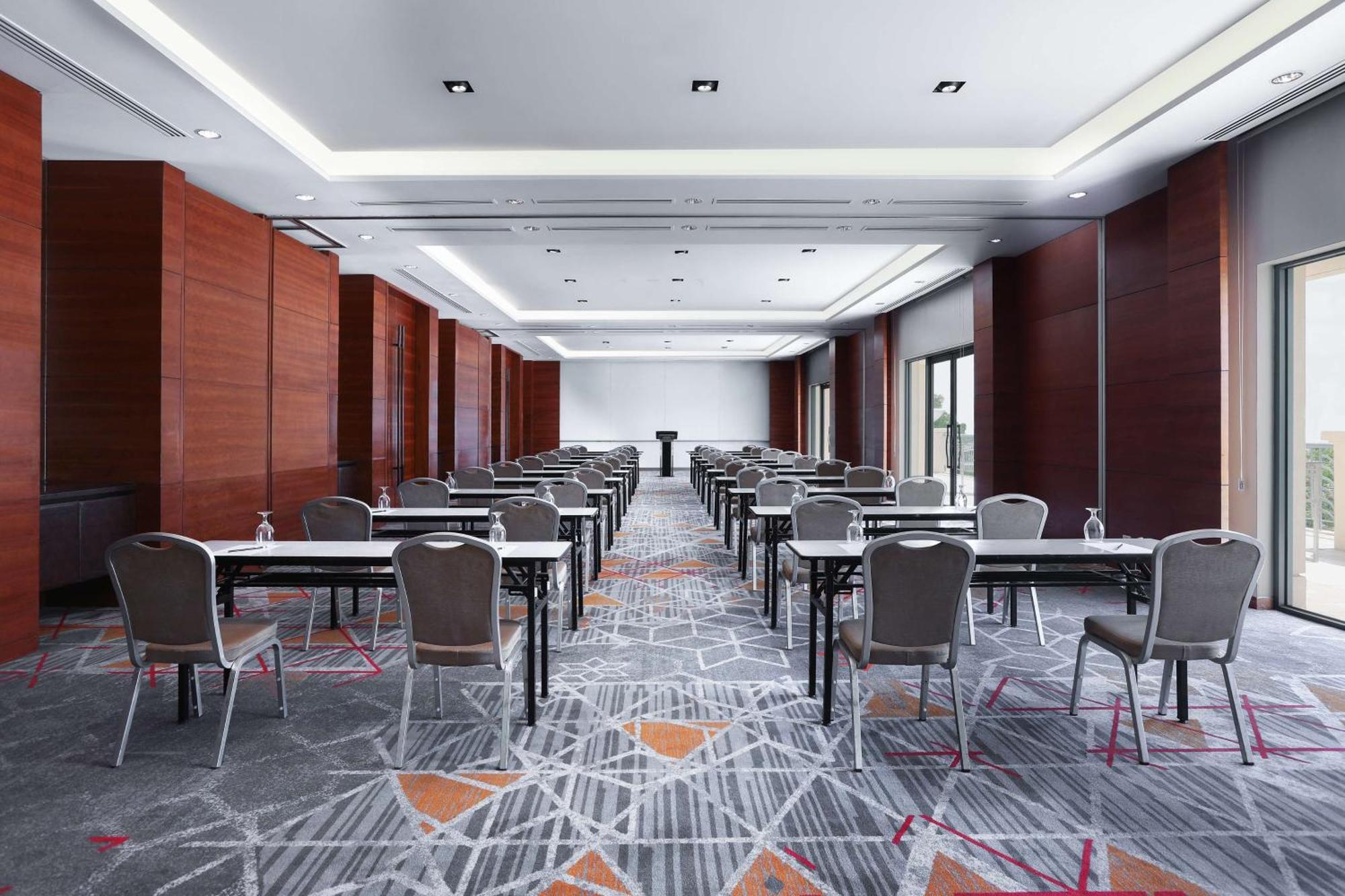 Radisson Blu Cebu Hotel Kültér fotó Meeting room